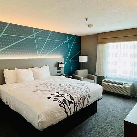 Comfort Inn Эмпория Экстерьер фото