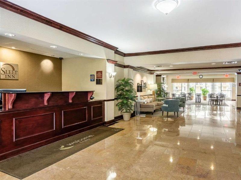 Comfort Inn Эмпория Экстерьер фото