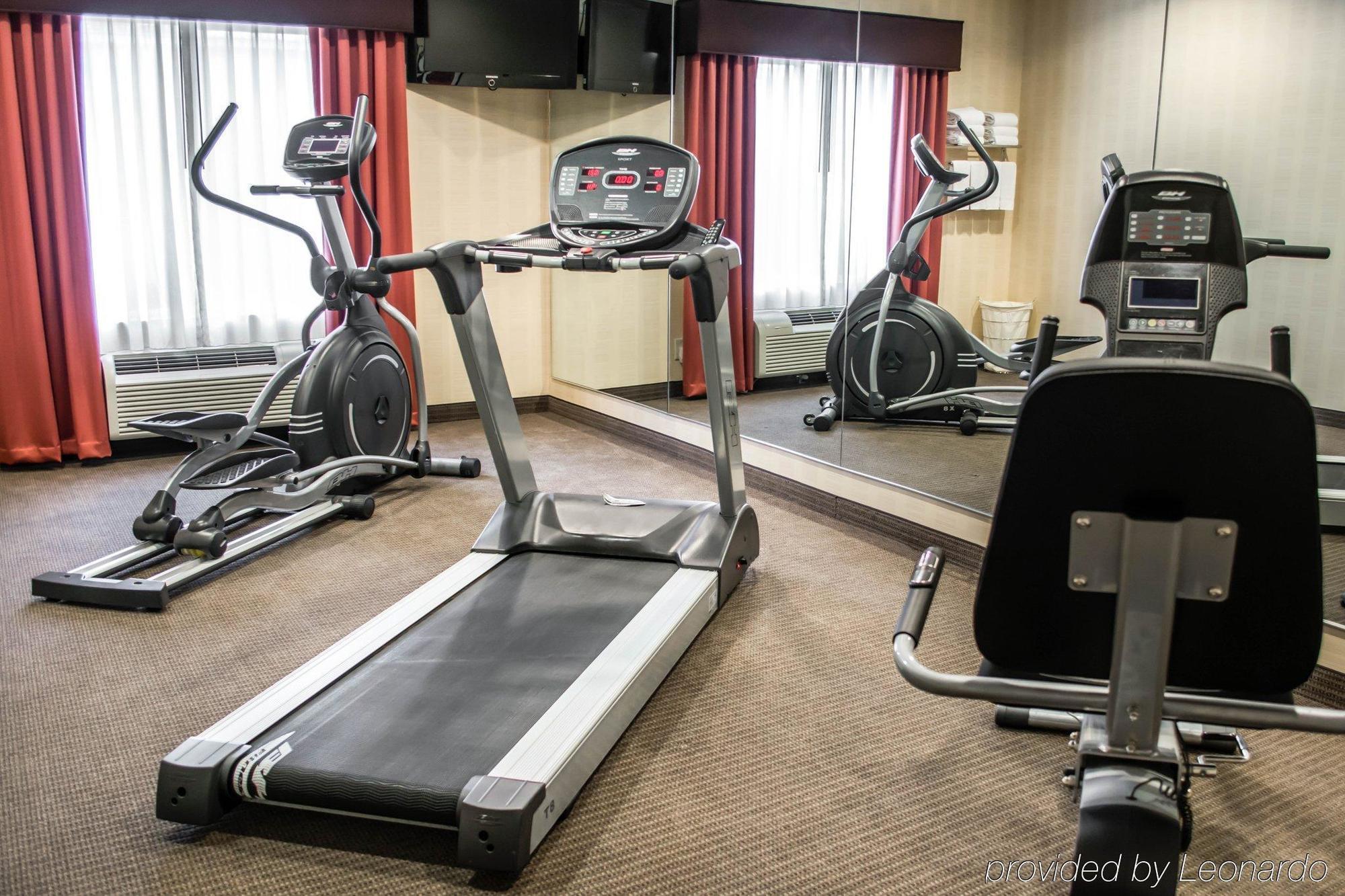 Comfort Inn Эмпория Экстерьер фото